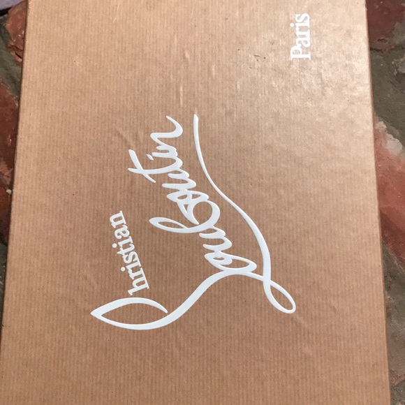 Christian Louboutin Bianca Pumps - Picture 7 of 7